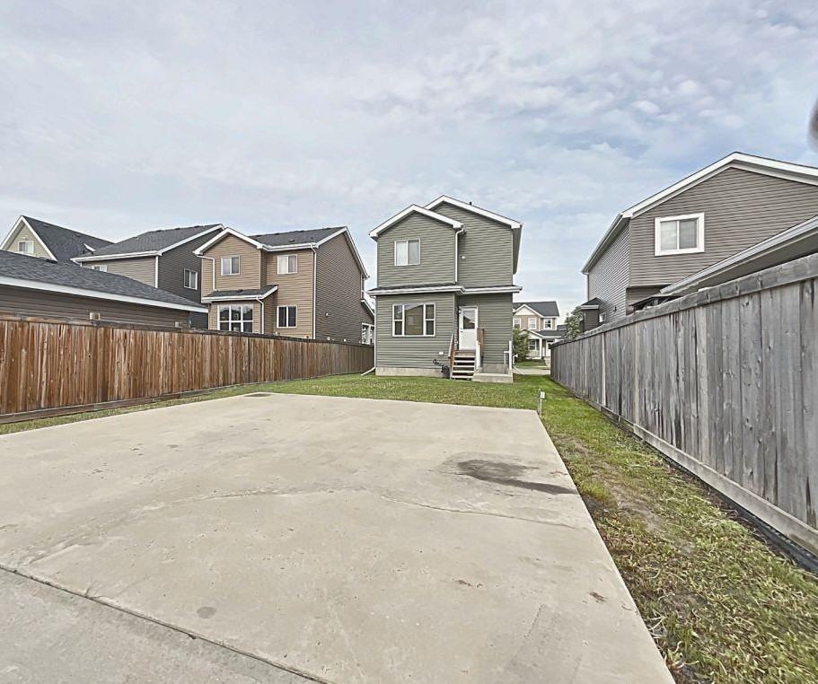 356 Southfork Dr - Photo 4 of 26