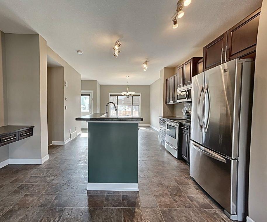 356 Southfork Dr - Photo 6 of 26