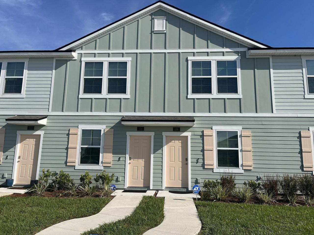 106 Whispering Brook Dr - Photo 3 of 47