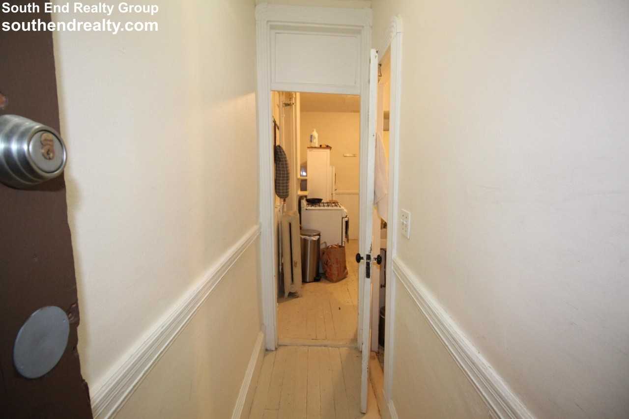 74 Myrtle St #4 - Photo 4 of 13