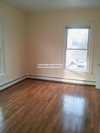 8 Lexington Ter #5 - Photo 3 of 5