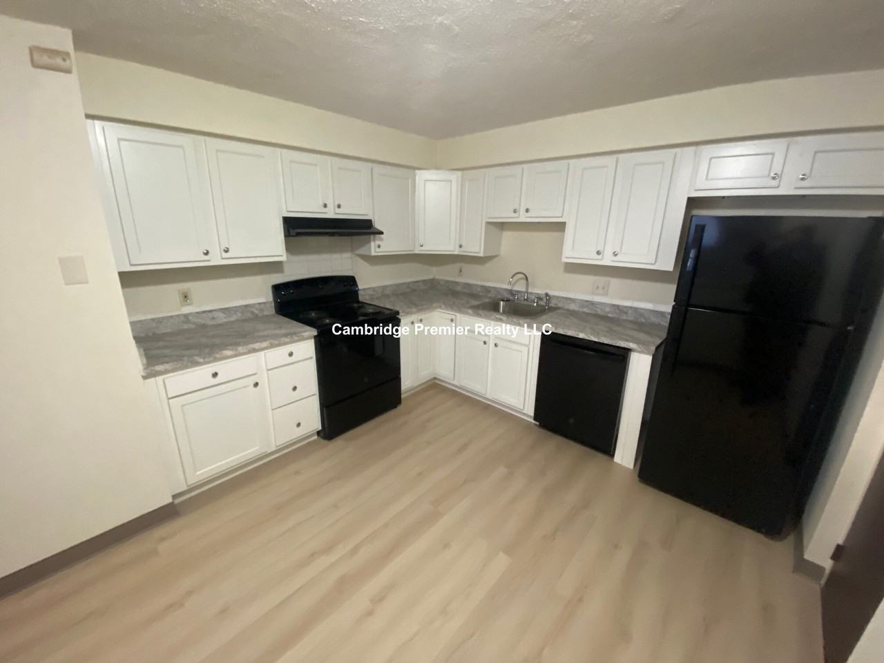 Elm St #14 - Photo 3 of 18