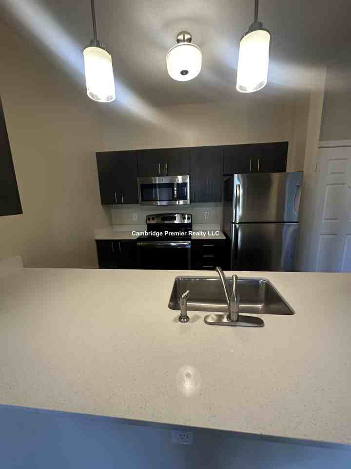 Valley St #401 - Photo 3 of 15