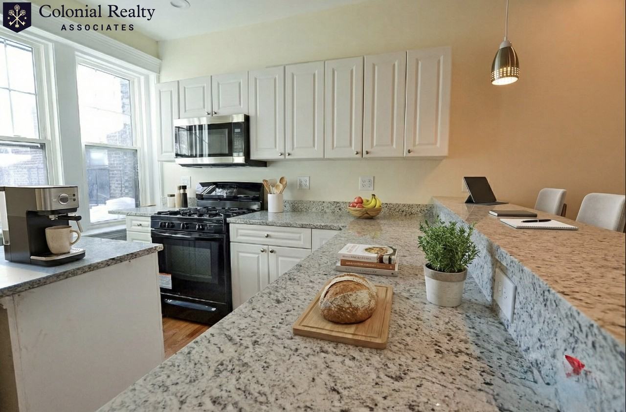 1873 Commonwealth Ave #17 - Photo 4 of 11