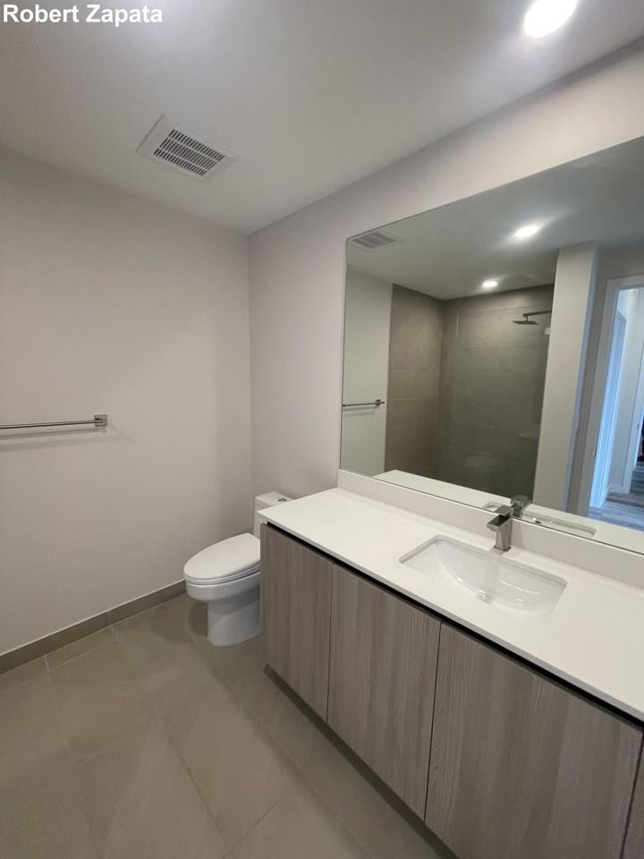 9055 Sw 73rd Ct #G809 - Photo 4 of 8