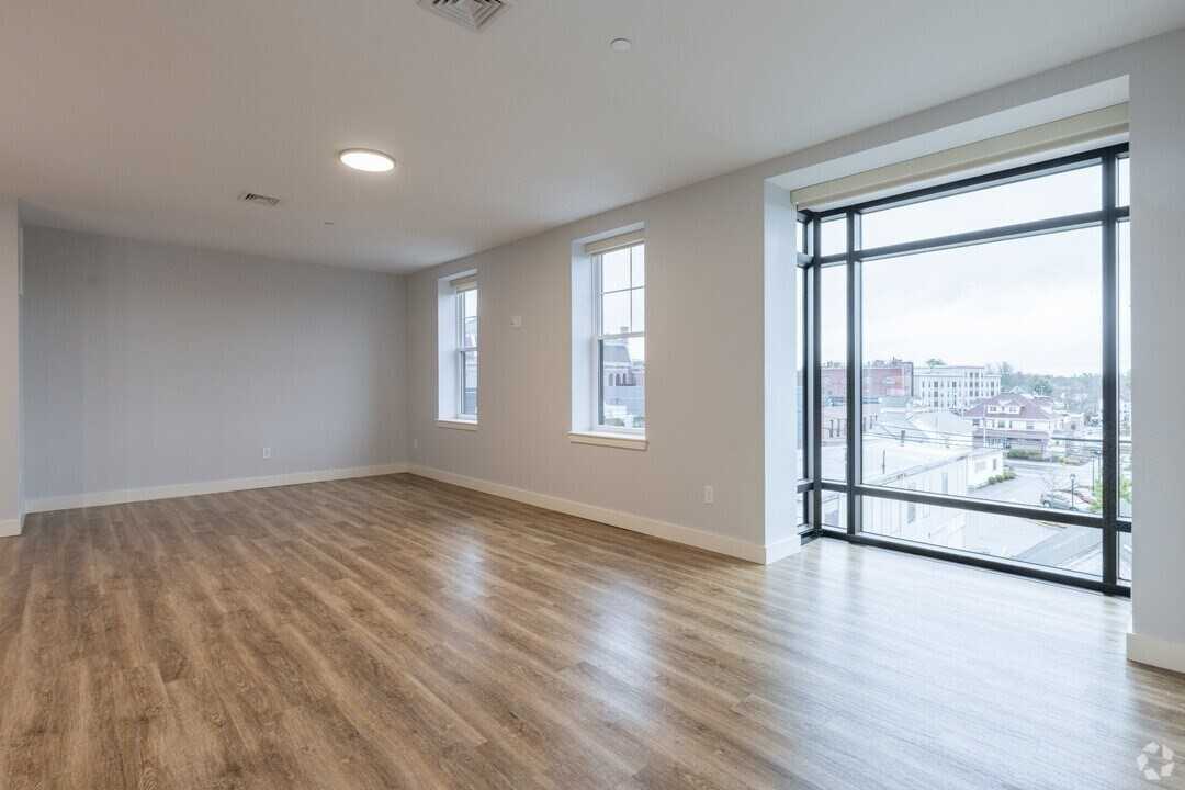 21 Summer St #204 - Photo 5 of 13