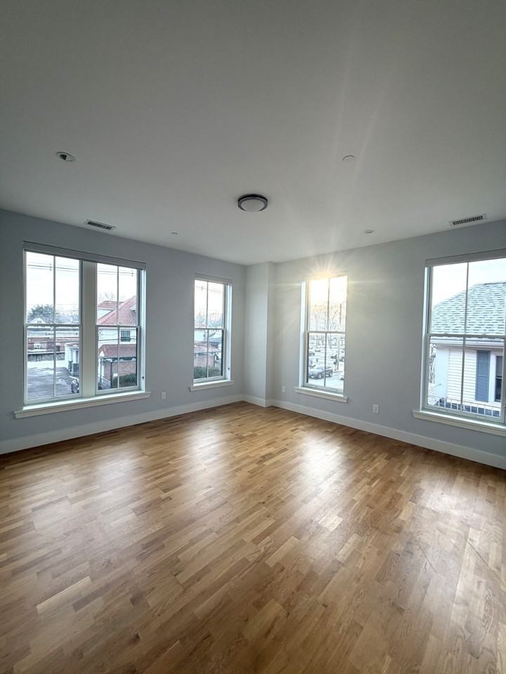 13 W Central St #2 - Photo 3 of 13