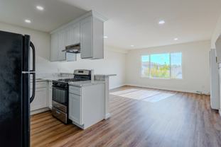 456 S Breed St - Photo 1 of 1