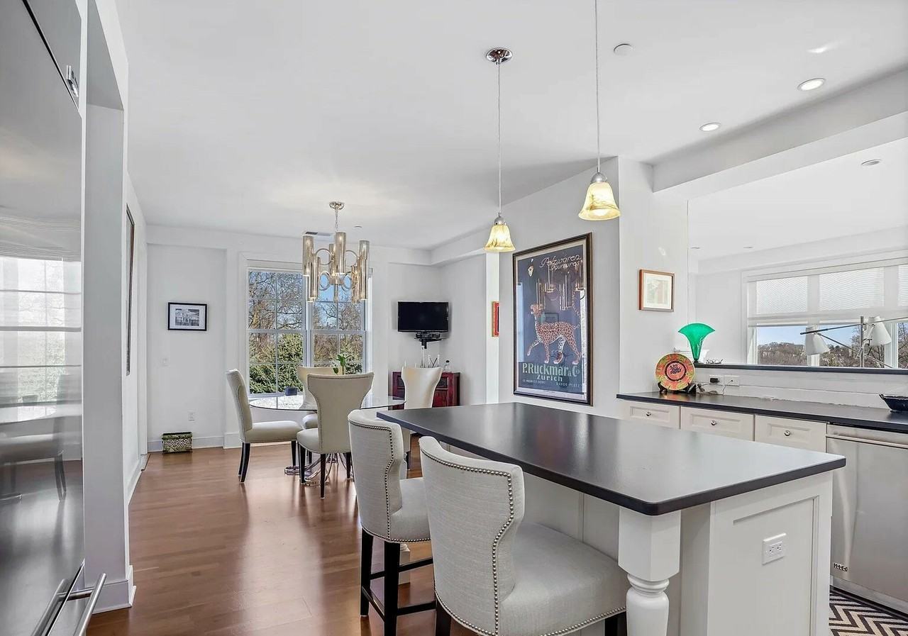 77 Havemeyer Ln - Photo 5 of 13