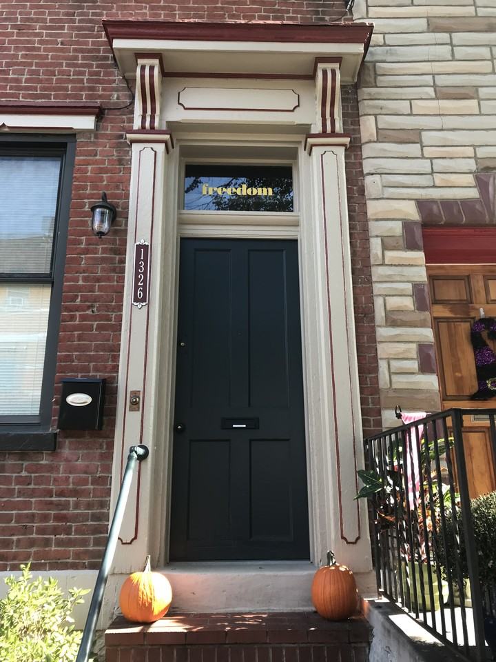 1326 Arch St #2 - Photo 2 of 18