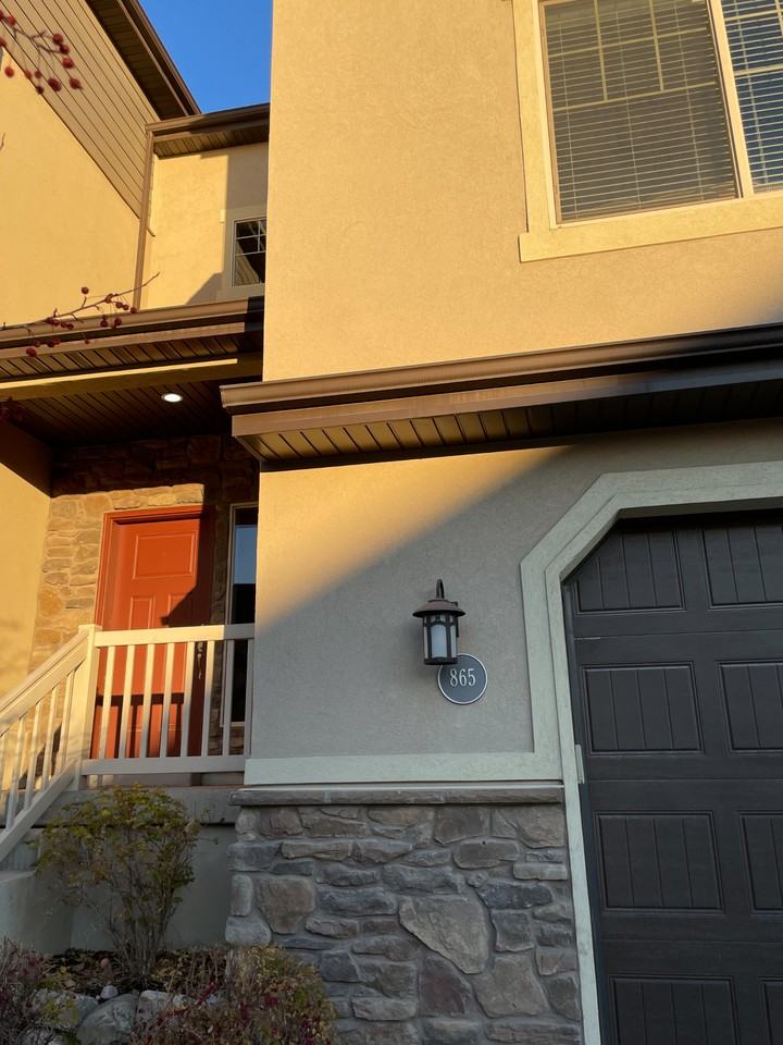 865 S Aspen Way - Photo 2 of 41