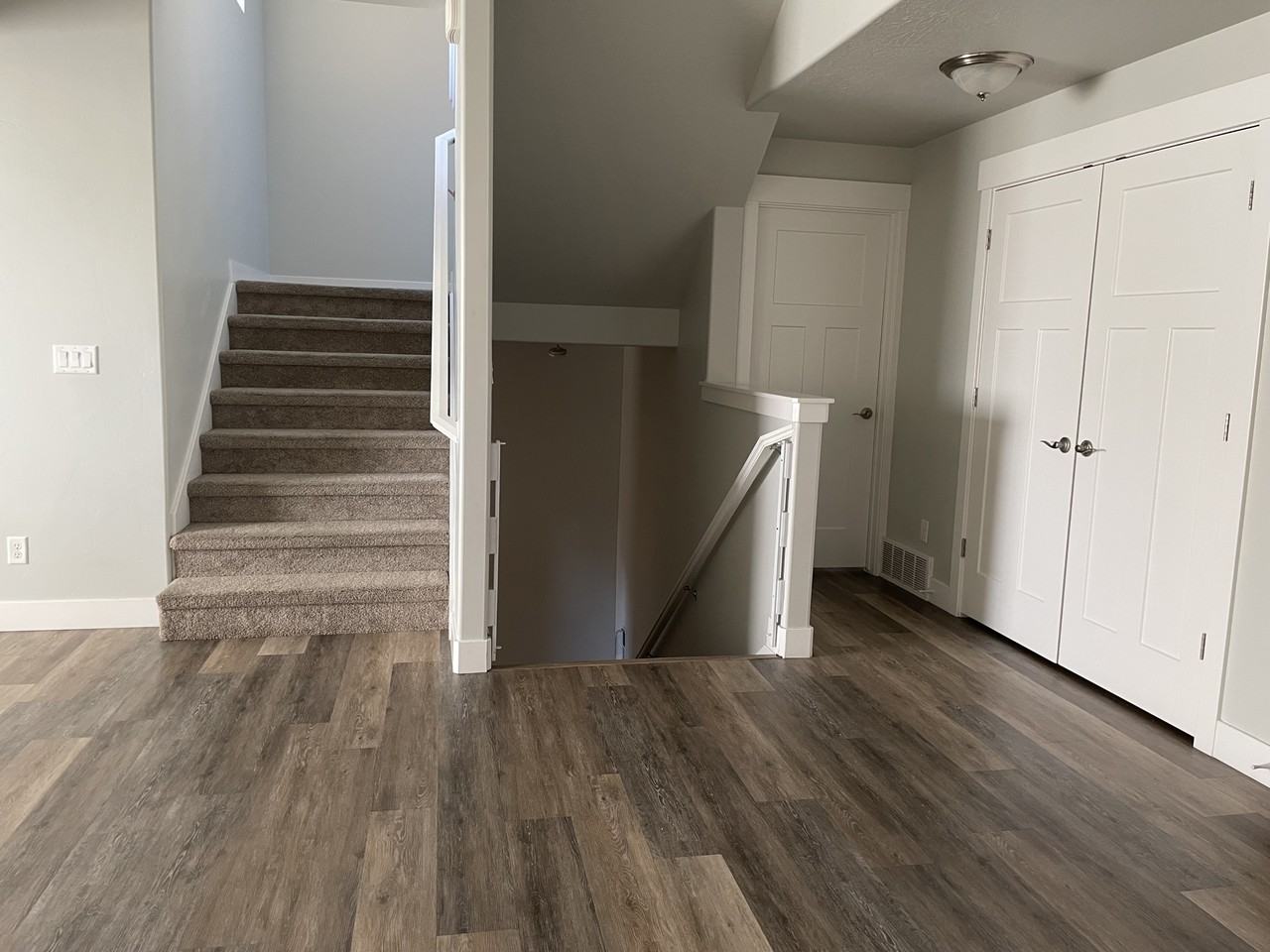 865 S Aspen Way - Photo 5 of 41