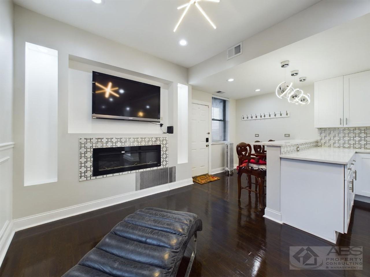 5005 S Prairie Ave - Photo 6 of 12