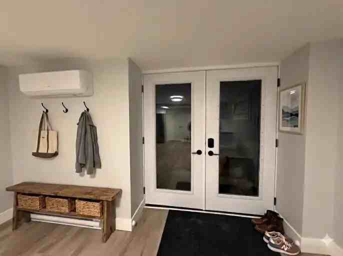 997 Armour Rd - Photo 3 of 11