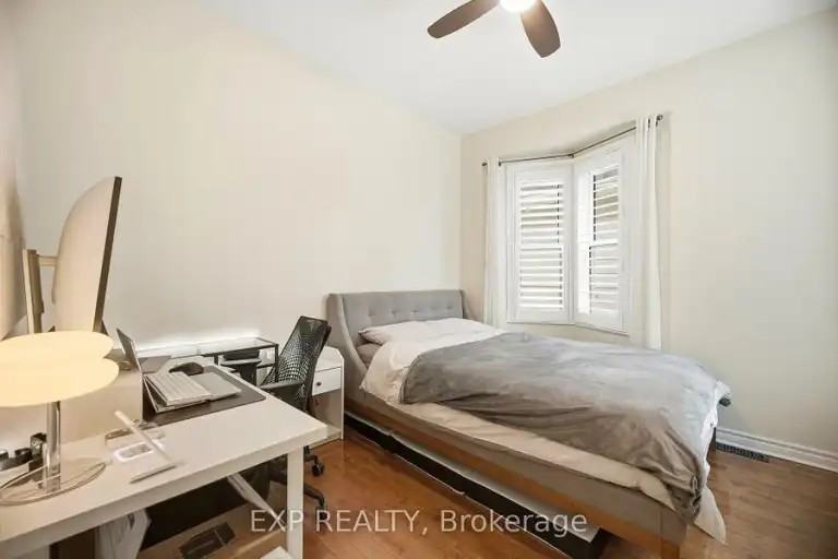 402 Woodfield Rd #A - Photo 3 of 13