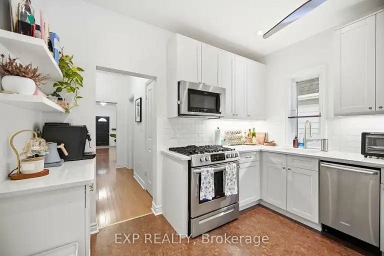 402 Woodfield Rd #A - Photo 4 of 13