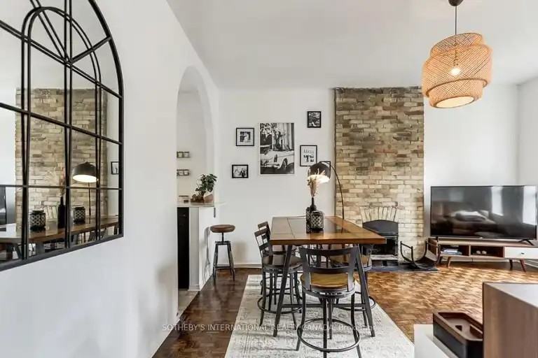 103 Pembroke St #1 - Photo 3 of 13