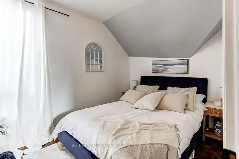 103 Pembroke St #1 - Photo 7 of 13