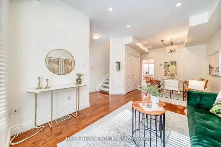 228 Shuter St - Photo 5 of 11