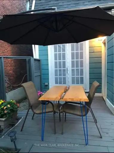 84 Cambridge Ave - Photo 5 of 10