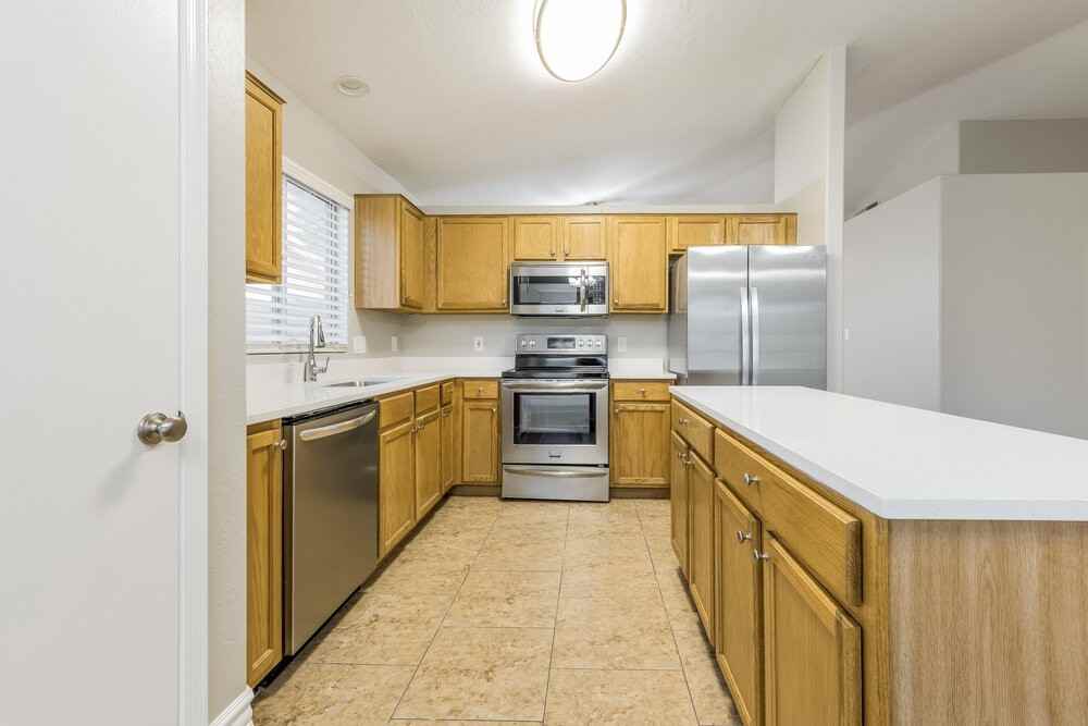 10417 E Crescent Ave - Photo 6 of 16