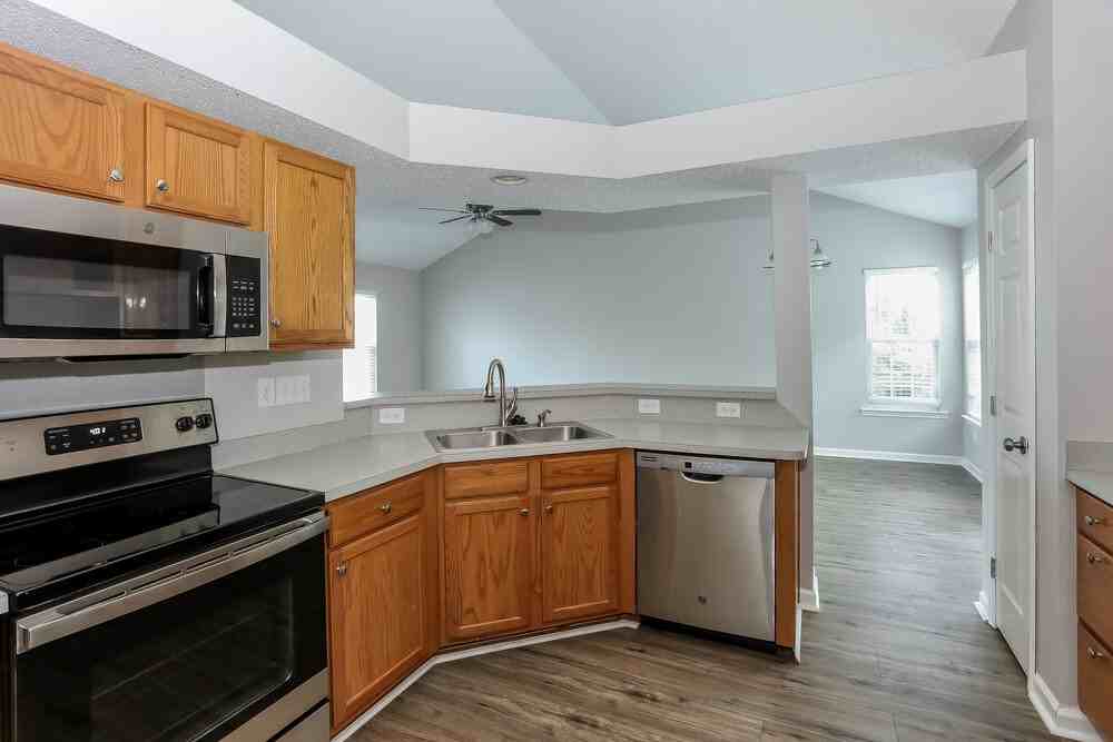 5751 Heron Point Pl Sw - Photo 7 of 16