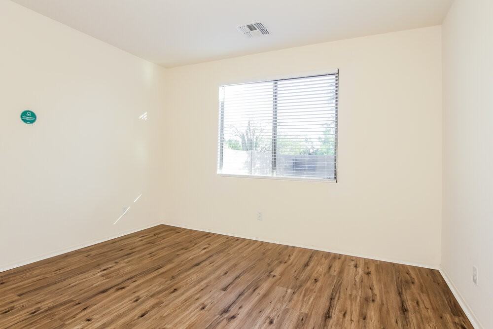 39511 N Prairie Ln - Photo 6 of 16