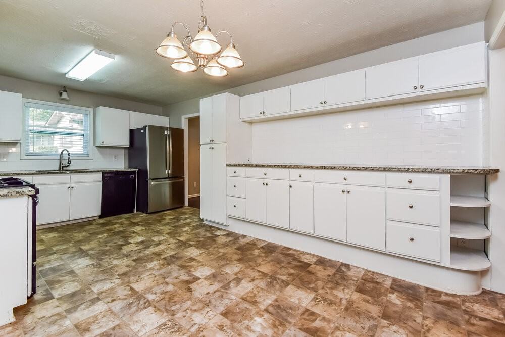 391 Rock Meadow Dr - Photo 5 of 16