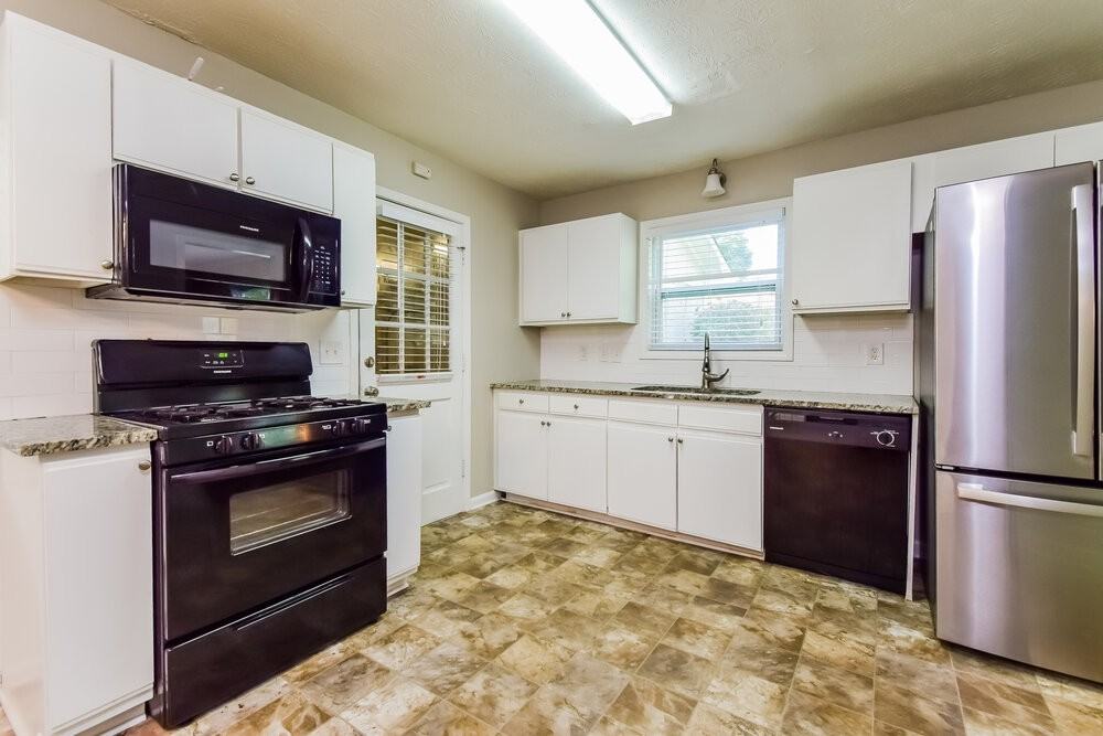 391 Rock Meadow Dr - Photo 7 of 16