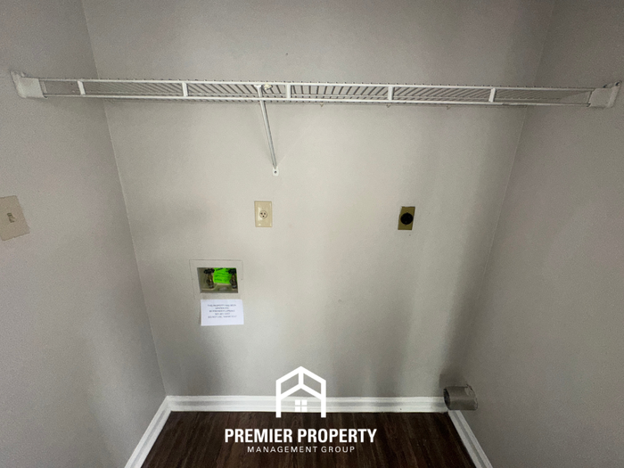 6490 Trysting Oak Dr - Photo 7 of 21