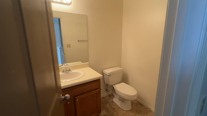 1316 Dakota Dr - Photo 7 of 14