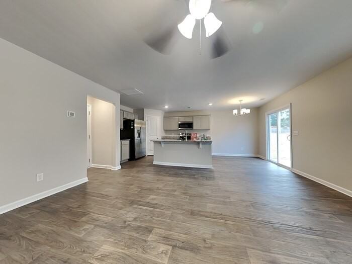 110 Boat Club Ln - Photo 6 of 25