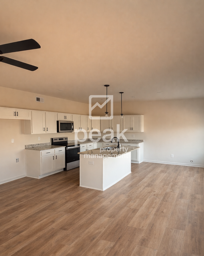 247 4th Ave - Photo 3 of 8