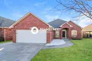 featured image of 721 Oak Creek Dr