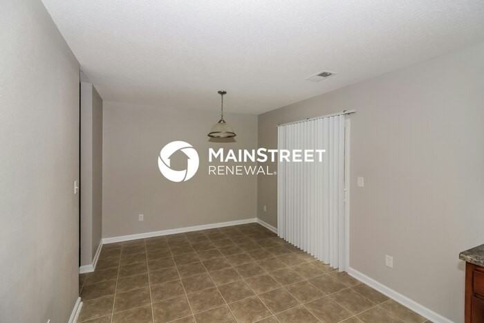 10209 Cottage Farms Dr - Photo 7 of 17