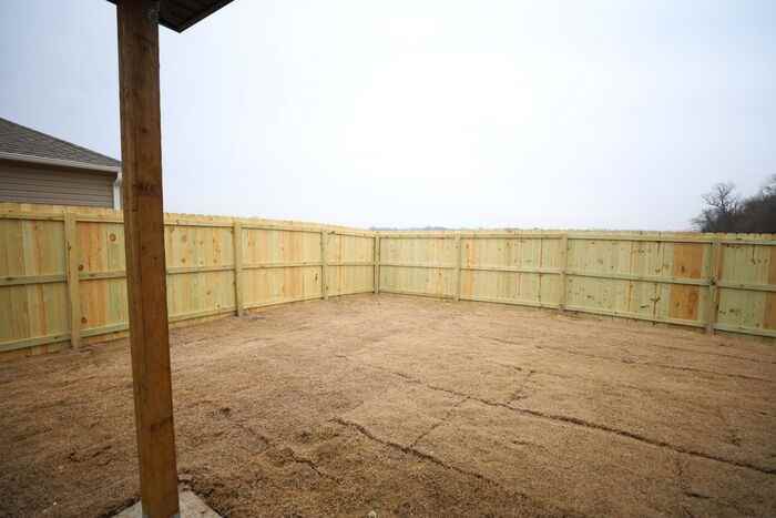 4728 Copley Dr - Photo 2 of 12