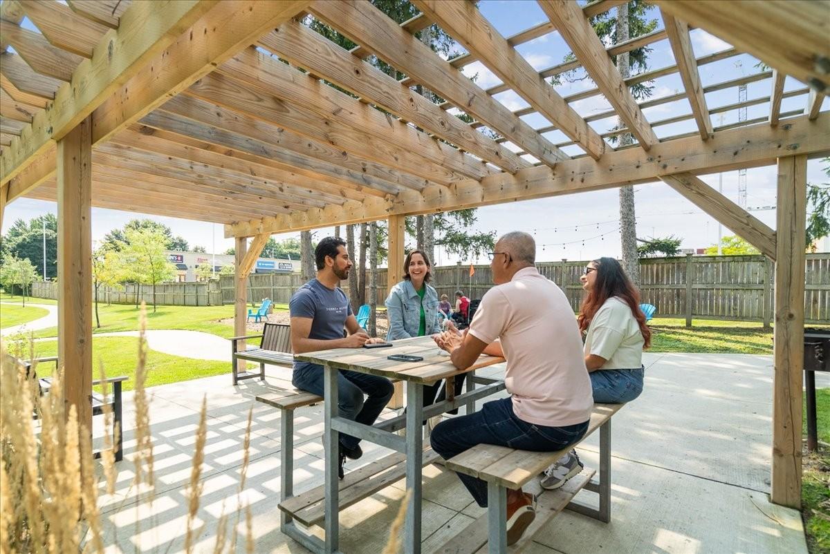 Alto Towers - Photo 4 of 50