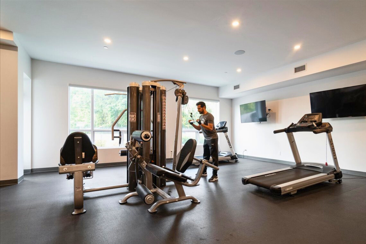 Alto Towers - Photo 6 of 50