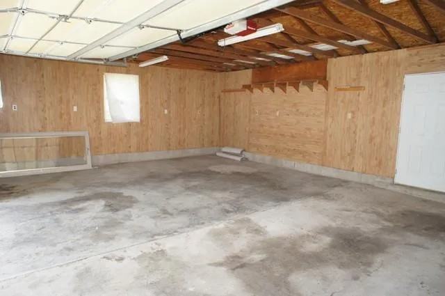 712 Fresno Road - Photo 5 of 15