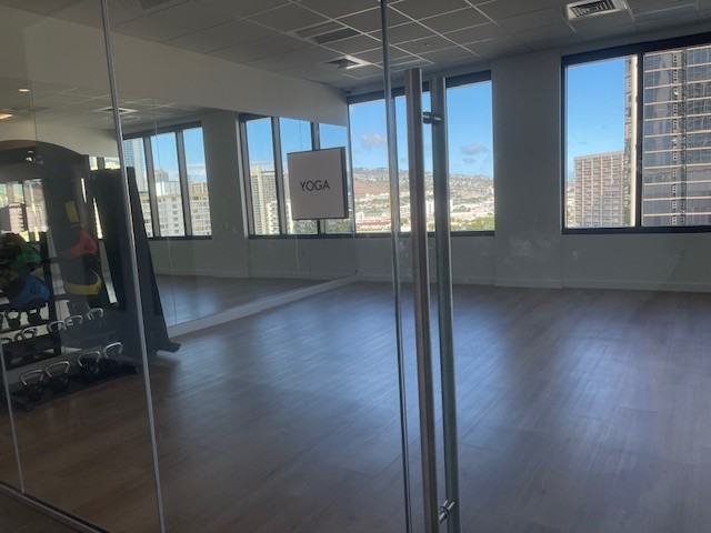 1515 Liona St #1 - Photo 7 of 8