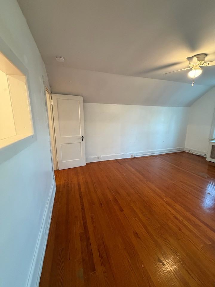 219 Montague St #5 - Photo 6 of 8