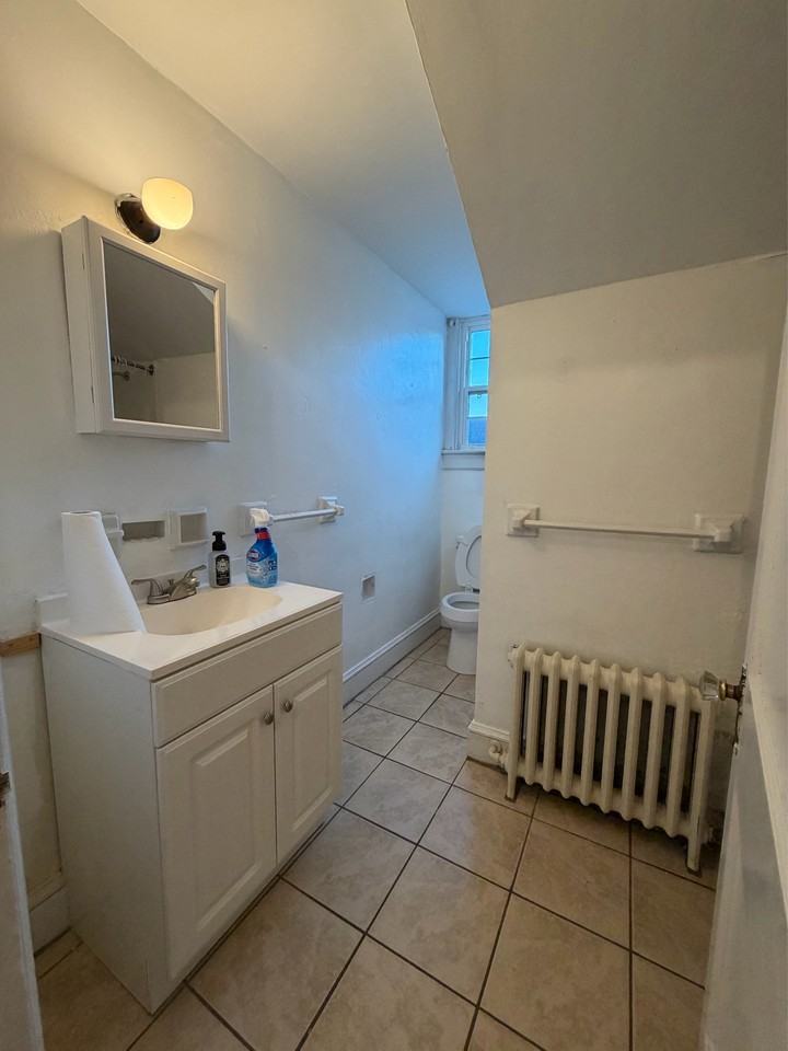 219 Montague St #5 - Photo 7 of 8