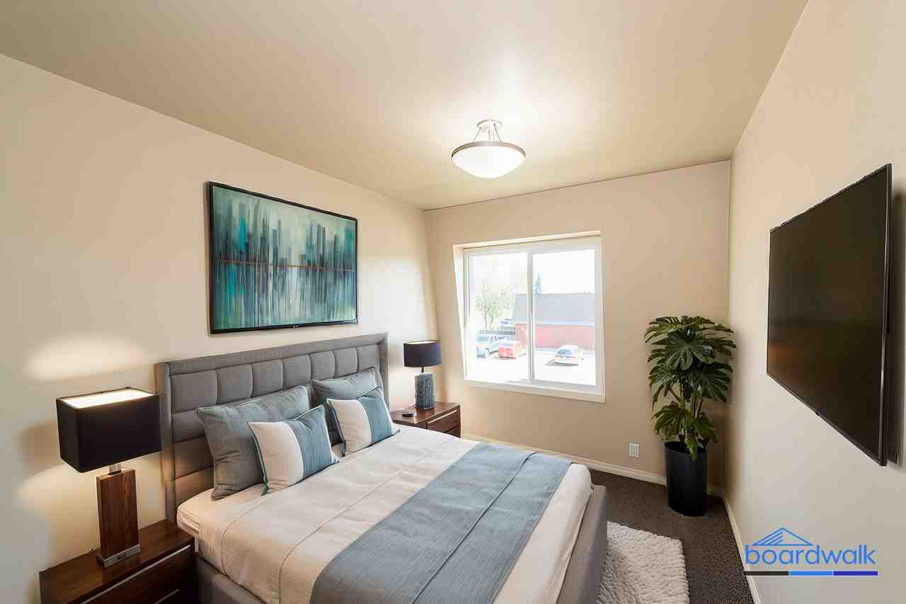 17738 81 Ave Nw - Photo 6 of 12