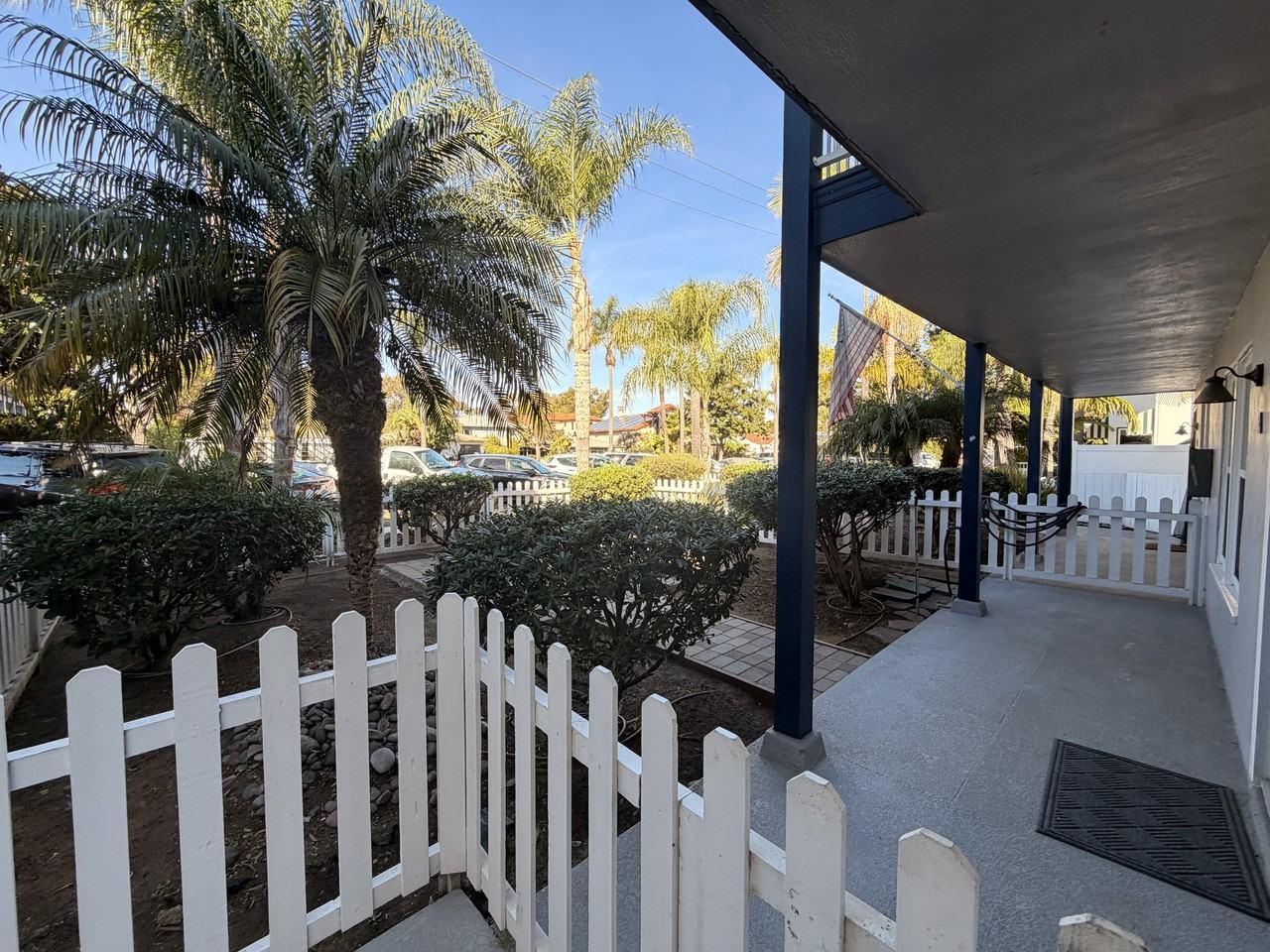 161 D Avenue - Photo 4 of 33