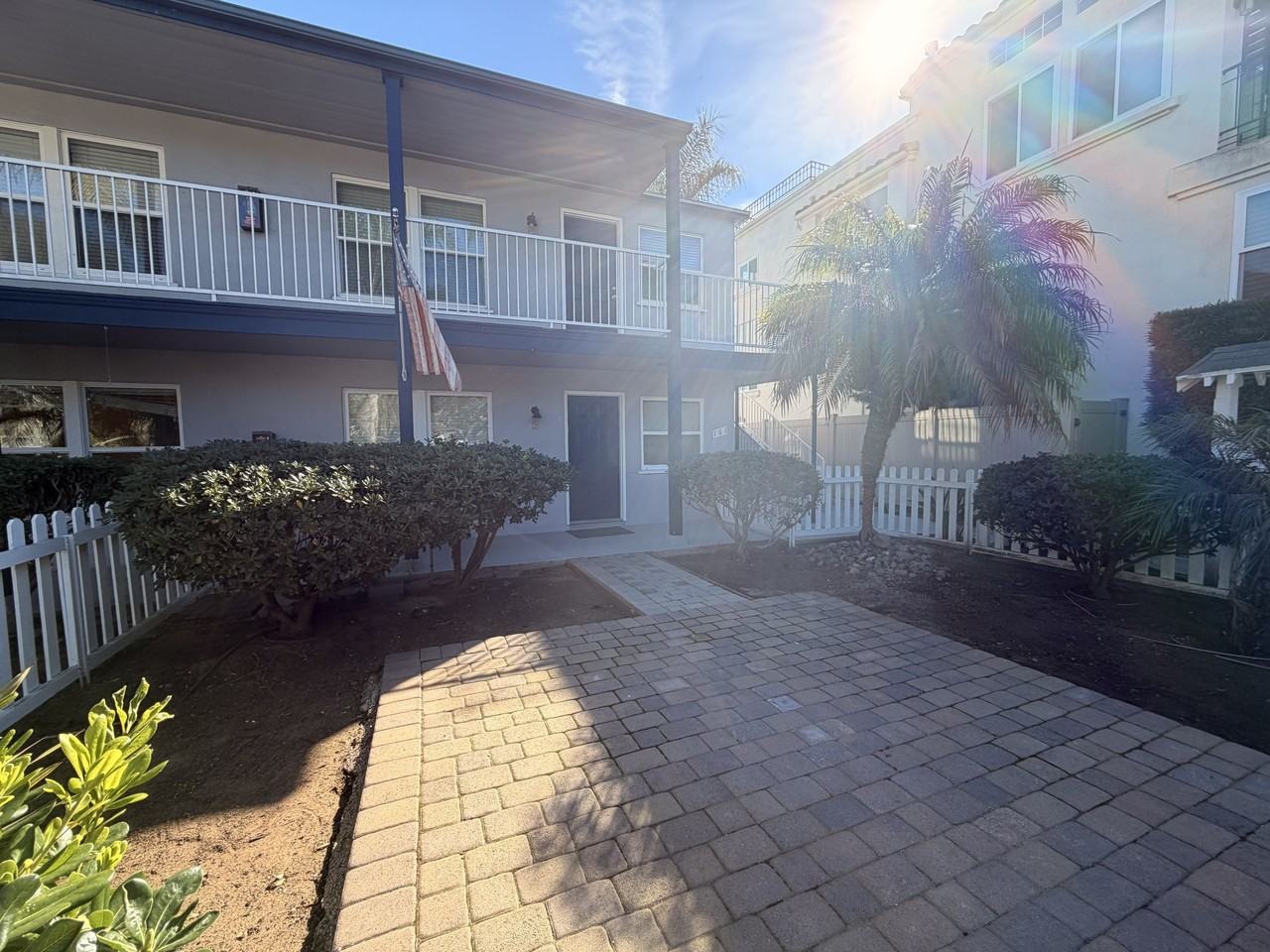 161 D Avenue - Photo 5 of 33