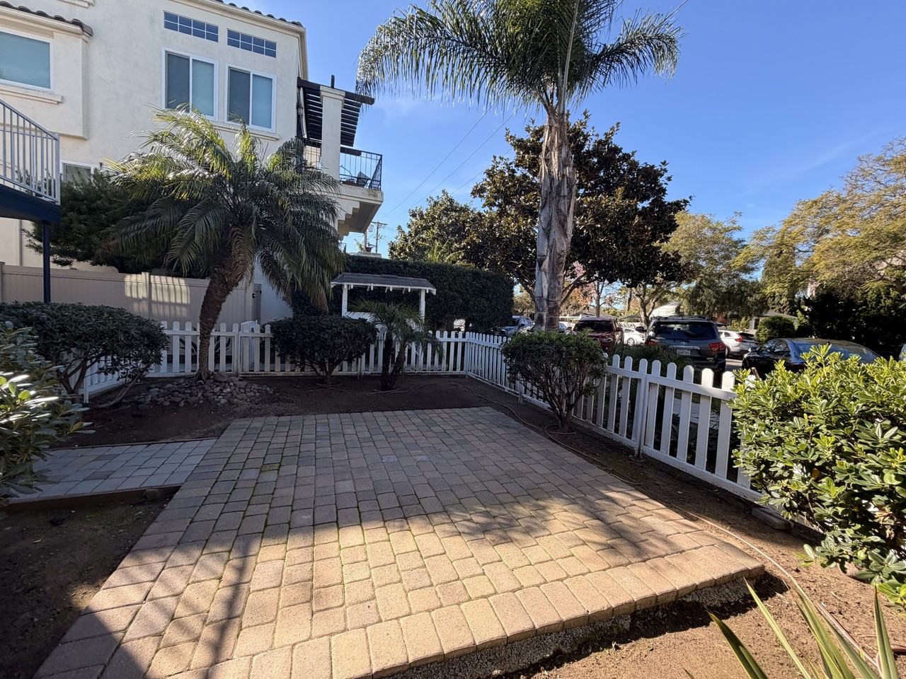 161 D Avenue - Photo 6 of 33