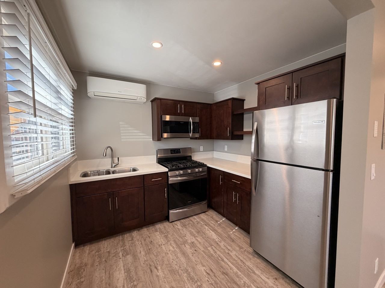 2340 Jefferson Street - Photo 7 of 22