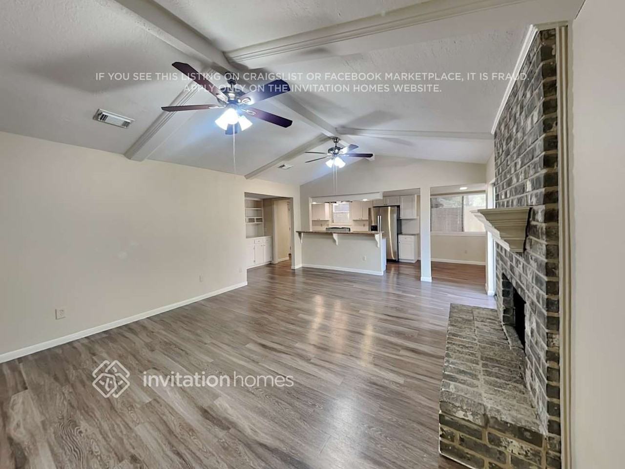2239 Middle Creek Dr - Photo 3 of 20