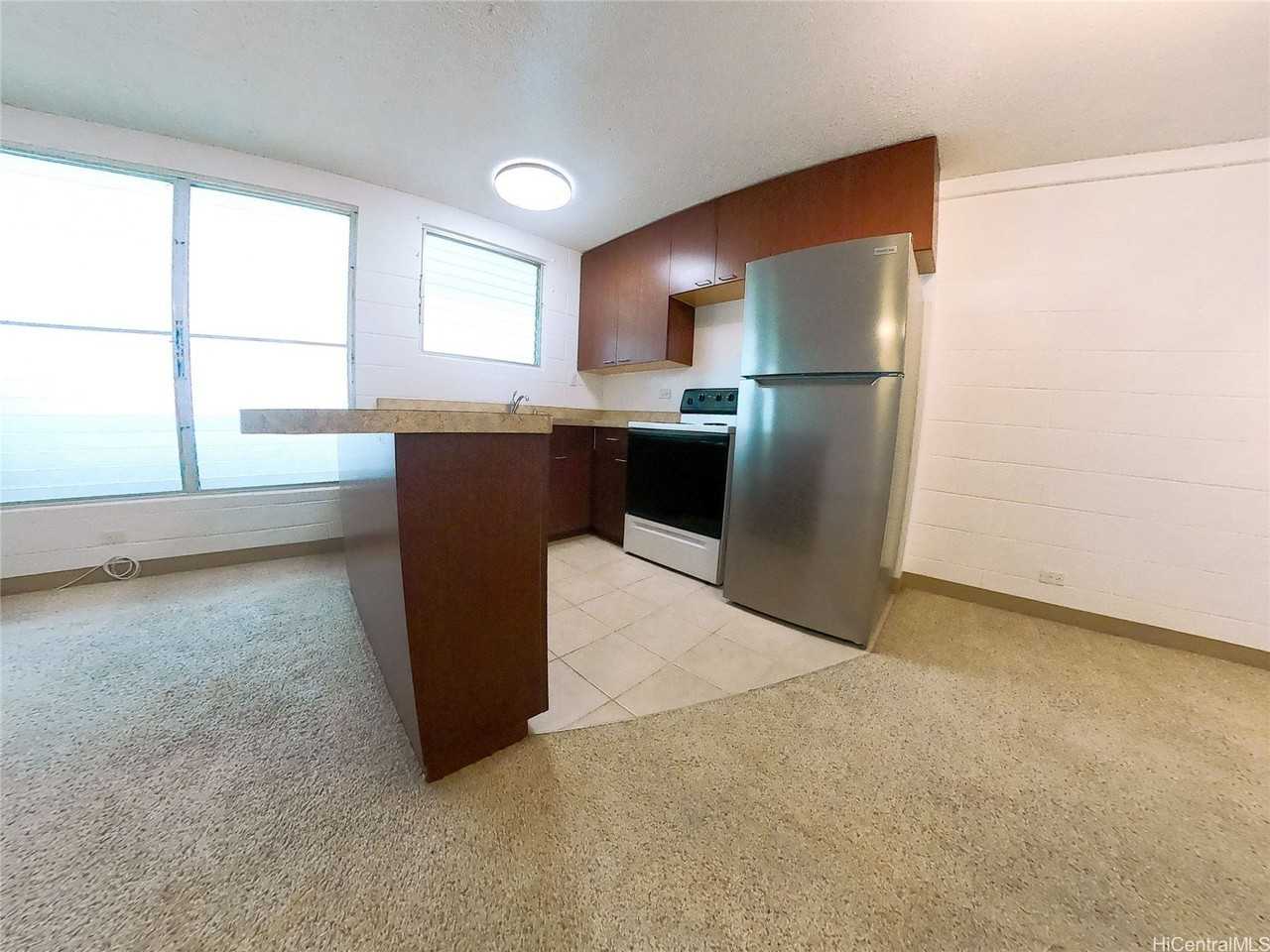 1531 Makiki St Apt 203 #203 - Photo 3 of 8