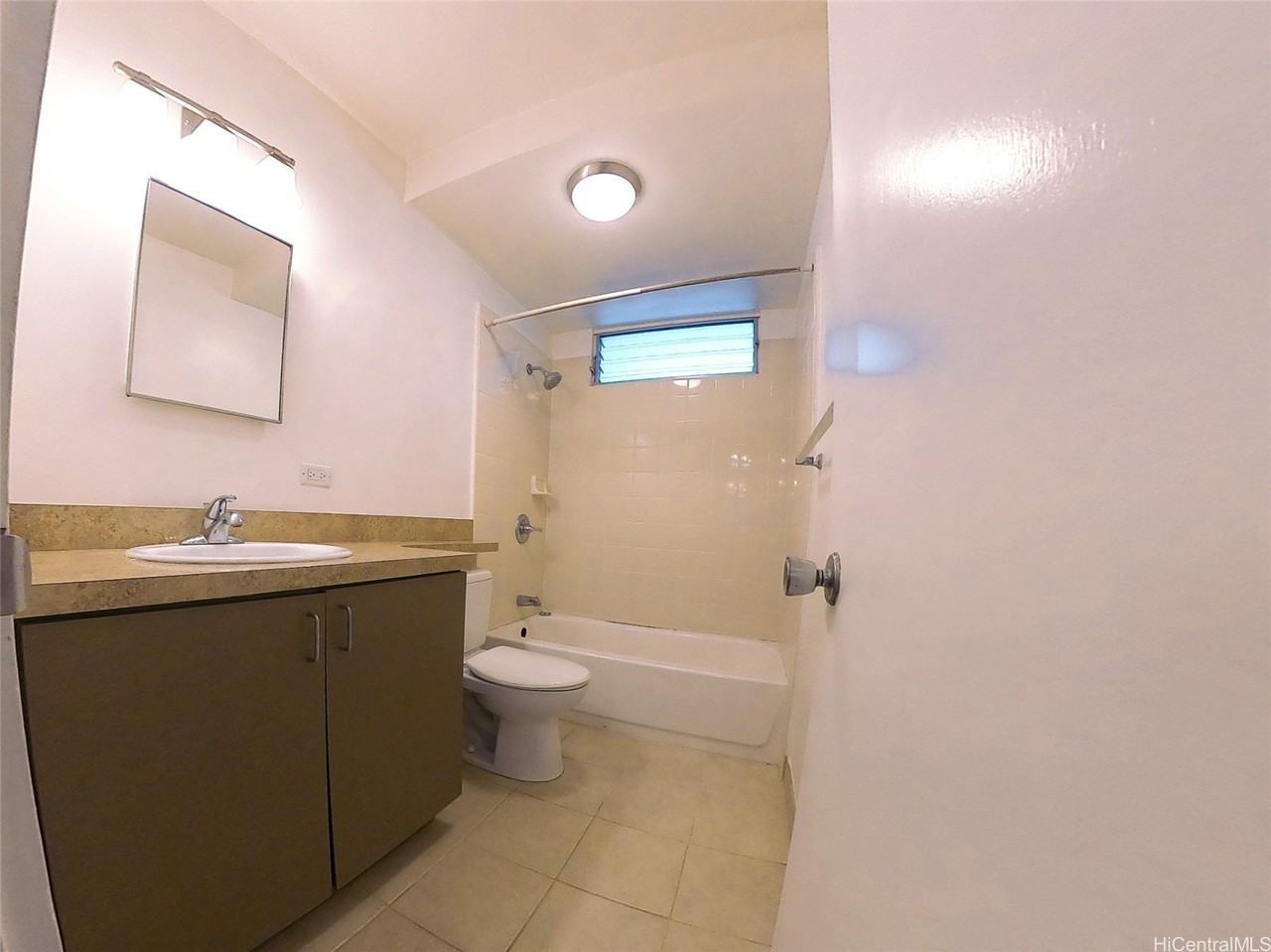 1531 Makiki St Apt 203 #203 - Photo 5 of 8